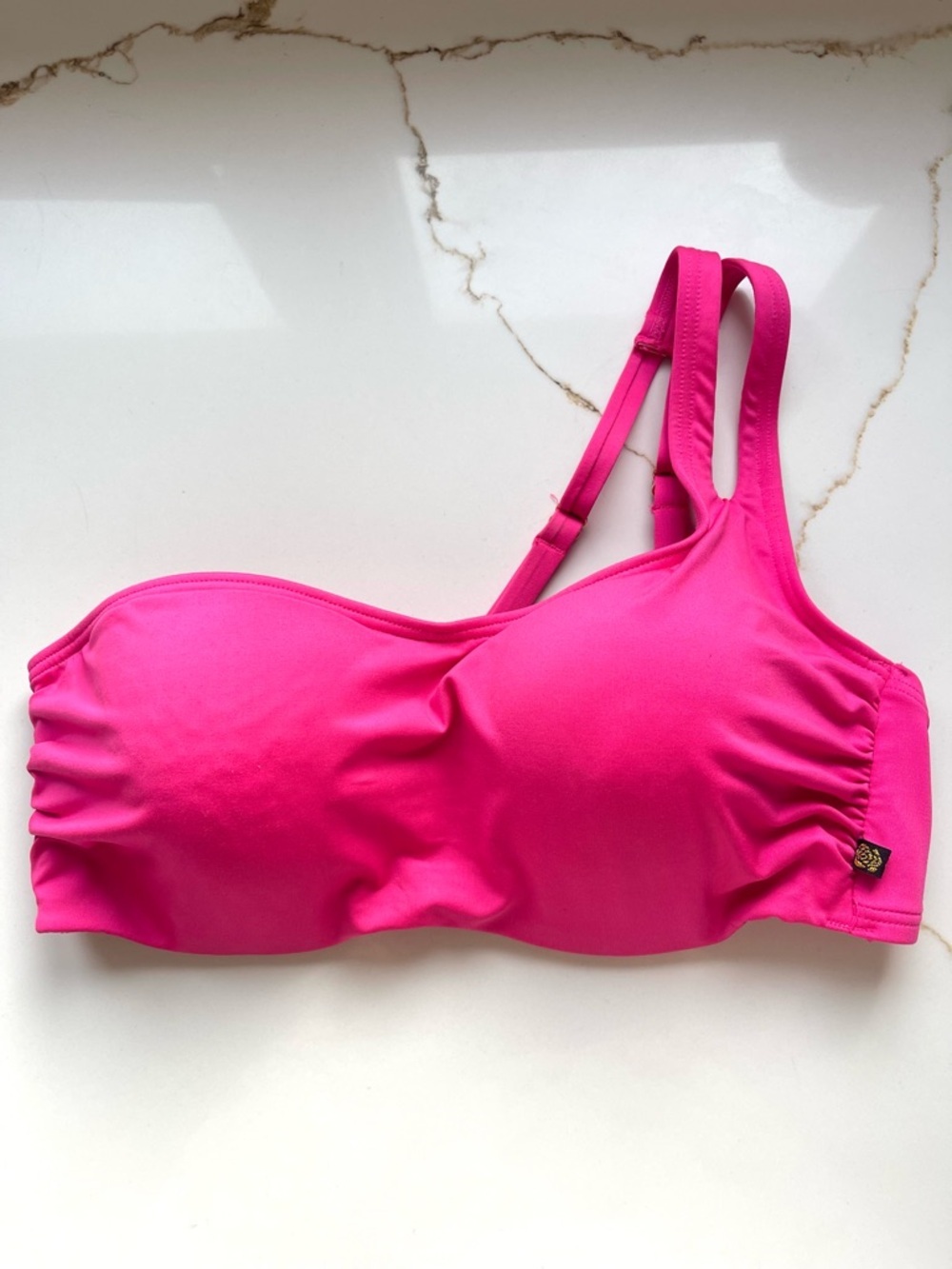 La Vie En Rose Aqua Hot Pink One-Shoulder Swim Top Medium